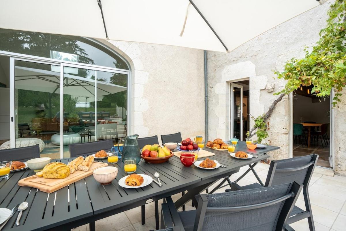 Villa Le Clos Des Moriers 2 From Paris-piscine-12 Pers Blois