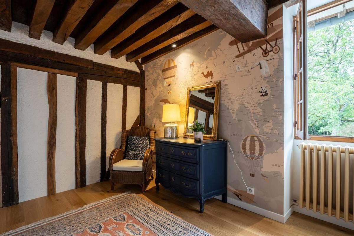 Villa Le Clos Des Moriers 2 From Paris-piscine-12 Pers *
